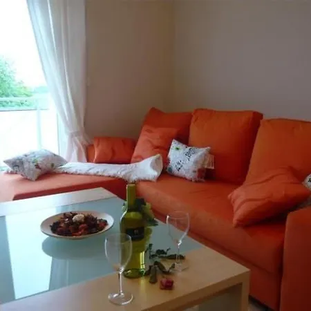 In Mit Grill Und Garten By Interhome Appartement *