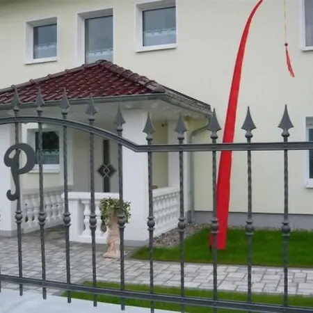 Daire In Mit Grill Und Garten By Interhome *